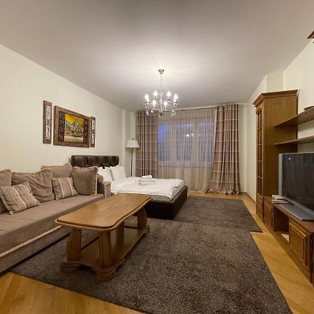 Arenda Apartments - Surganova,5A Minsk Eksteriør bilde